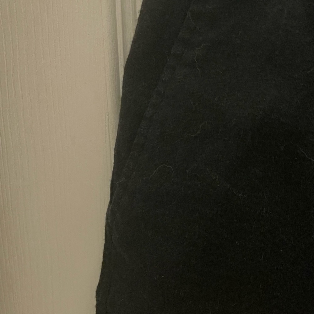 Linen Drawstring Shorts - Picture 3 of 4